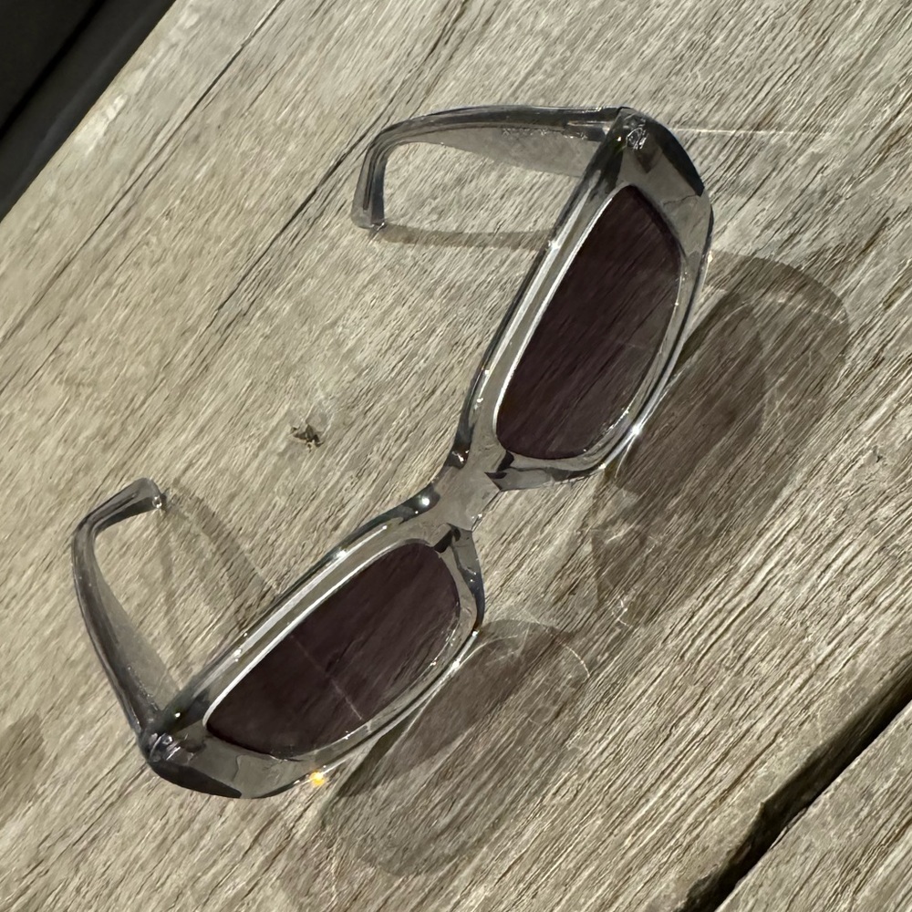 Chimi Polarized Sunglasses #10.2 In Grey — image 4 of 8